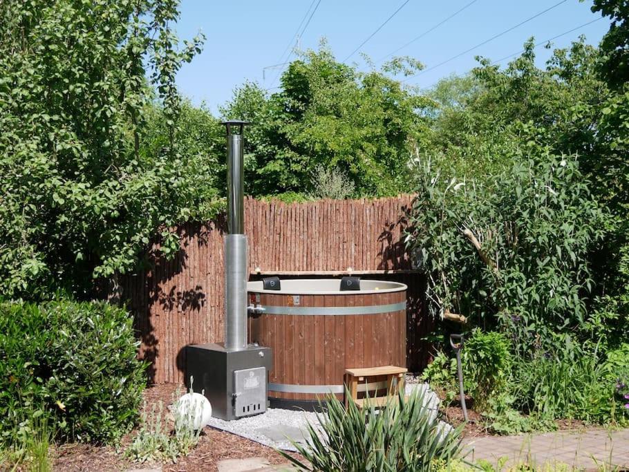 סנדה Luxurioeses Ferienhaus Am Ems Jade Kanal מראה חיצוני תמונה